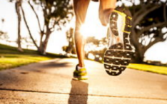 跑步能降血压吗？促进血压下降2个原因！重度高血压跑步注意3件事